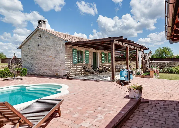 Josip & Mia By Interhome Gornji Zemunik