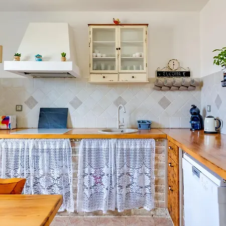 Josip & Mia By Interhome Villa