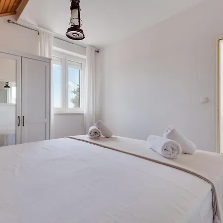 Josip & Mia By Interhome Villa