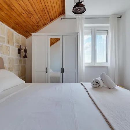 Villa Josip & Mia By Interhome Gornji Zemunik