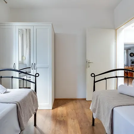 Villa Josip & Mia By Interhome *