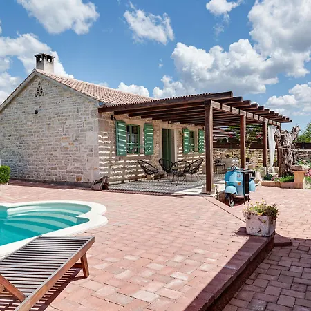 Josip & Mia By Interhome Gornji Zemunik