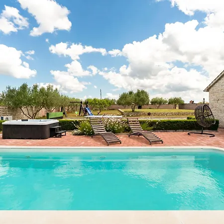 Josip & Mia By Interhome * Gornji Zemunik