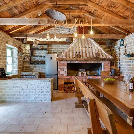 Villa Josip & Mia By Interhome